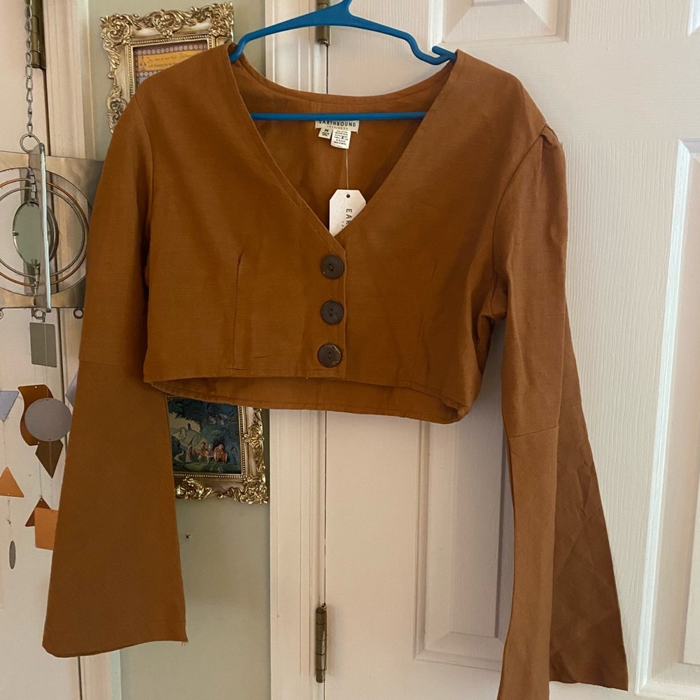 NWT Earthbound butterfly cropped jacket/top